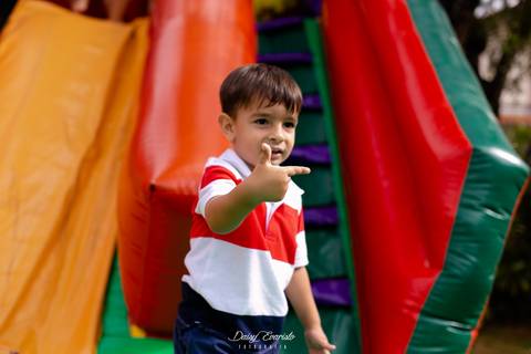 fotografo aniversario joinville festere pety paio casa de festa DIY joinville fabrica de festas aquarela festas decoração brincanto festas Malu 4 anos branca de neve'