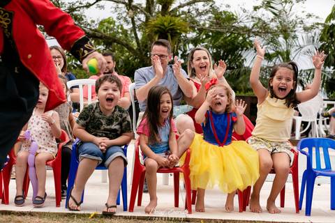 fotografo aniversario joinville festere pety paio casa de festa DIY joinville fabrica de festas aquarela festas decoração brincanto festas Malu 4 anos branca de neve'