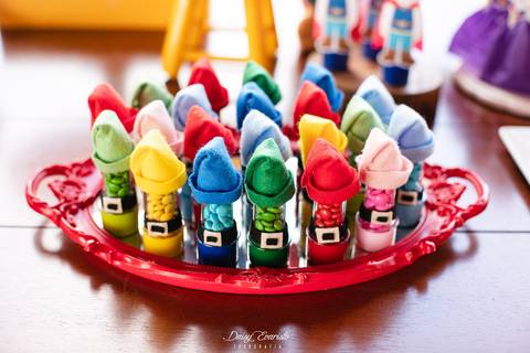 fotografo aniversario joinville festere pety paio casa de festa DIY joinville fabrica de festas aquarela festas decoração brincanto festas Malu 4 anos branca de neve'