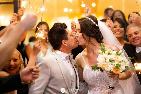 fotografo casamento joinville deise dayse daysi daisy evaristo JEV decorações local para casamento recanto santa catarina tais coradelli e kennedy são judas tadeu'