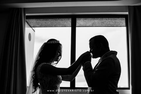 fotografo casamento joinville deise dayse daysi daisy evaristo ilma socha decorações local para casamento CTA eventos renata e josué making noiva'