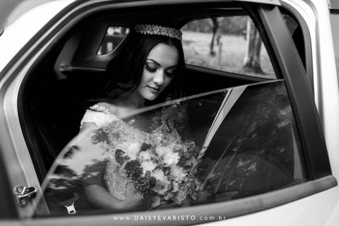 fotografo casamento joinville deise dayse daysi daisy evaristo ilma socha decorações local para casamento CTA eventos renata e josué noiva no carro'