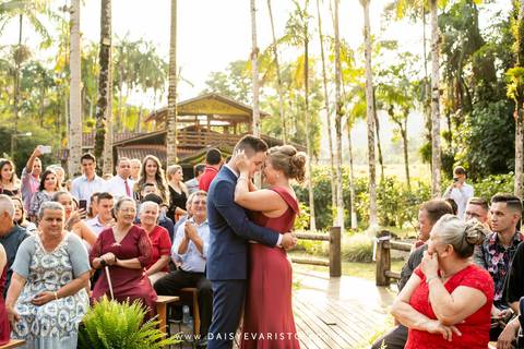 fotografo casamento joinville deise dayse daysi daisy evaristo ilma socha decorações local para casamento CTA eventos renata e josué entrada noivo'