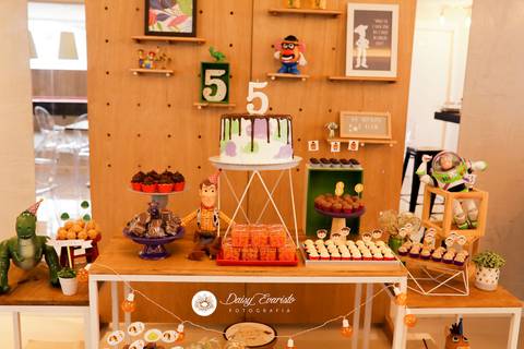 fotografo aniversario casamento ensaio joinville decoração toy story  Heitor 5 anos fabrica de festas futebol'