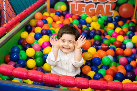 fotografo joinville daisy deise deisy evaristo aniversario decoração circo casa de festa in festa buffet guilherme miguel decoração doces personalizados piscina de bolinha'