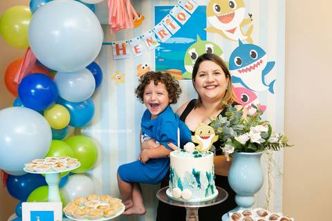 fotografo joinville aniversario baby shark festa em casa  Henrique 3 anos'