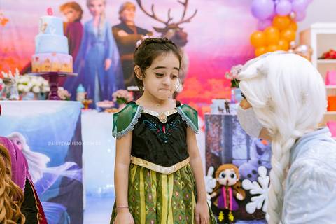 Alicia 6 anos Daisy Evaristo Fotografia decoração Frozen in festa buffet fotografo profissional casa de festa aniversario joinville personagem vivo'