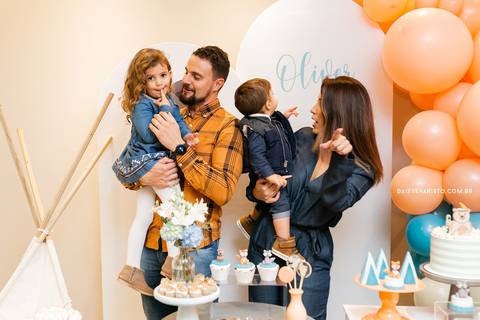 fotografo aniversario casamento ensaio joinville Oliver1ano_Decoração floresta confeitaria artesanal festa em casa estudio fotografia deise dayse daisy evaristo'