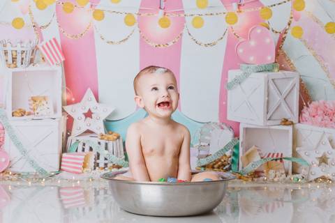 fotografo estudio ensaio joinville Melina 1 ano Smash Splash circo rosa bolo de fruta melancia banho'