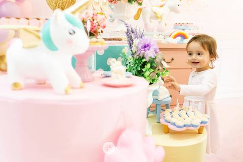fotografo profissional joinville estudio de fotografia decoração unicornio aniversário in festa buffet Cecília 2 anos'