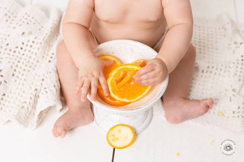 Ana Julia 7 meses, fotografo joinville, estudio fotografico joinville, daisy evaristo, smash the fruit, laranja, ensaio bebe, ensaio acompanhamento, primeiro ano do bebe, sessao de acompanhamento'