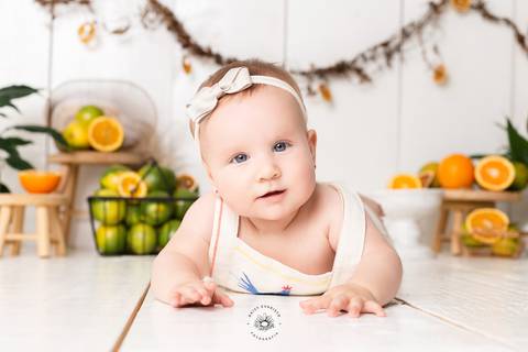 Ana Julia 7 meses, fotografo joinville, estudio fotografico joinville, daisy evaristo, smash the fruit, laranja, ensaio bebe, ensaio acompanhamento, primeiro ano do bebe, sessao de acompanhamento'