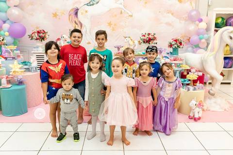 fotografo aniversario joinville decoração unicornio Helena 5 anos Daisy Evaristo Fotografia casa de festa In Festa Buffet fotografo infantil'
