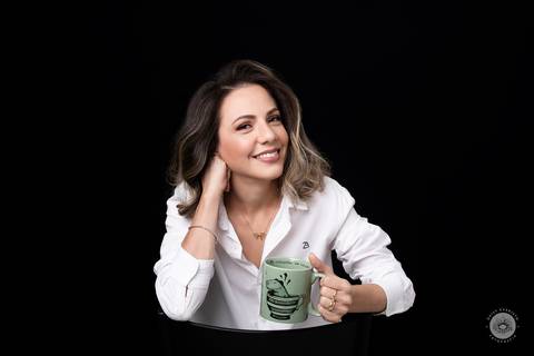 daisy evaristo estudio fotografico joinville fotografo profissional retrato perfil profissional arquiteta urbanista corporativo redes sociais Luana Albuquerque'