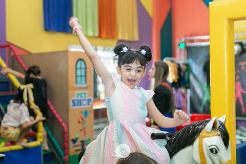 fotografo profissional joinville daisy evaristo aniversario festa infantil alicia 7 anos in festa buffet decoraçao pop it'