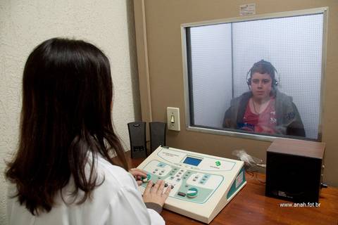 INOF - Instituto de Otorrinolaringologia e Fonoaudiologia'