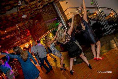 Evento aniversário adulto'