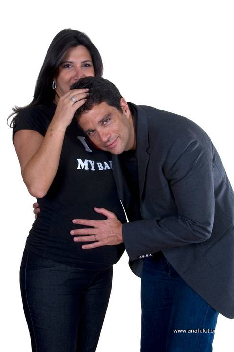 Ensaio gestante no estúdio'