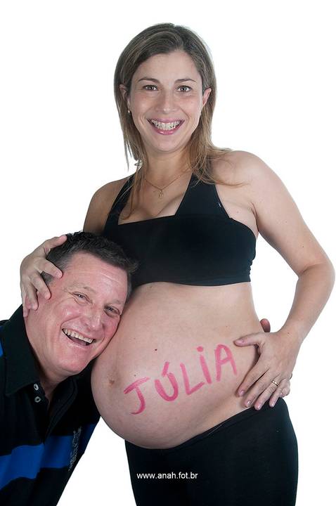 Ensaio gestante no estúdio'