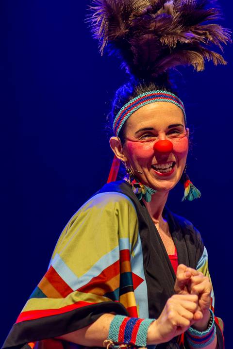 Espetáculo SOS Quase Tudo'