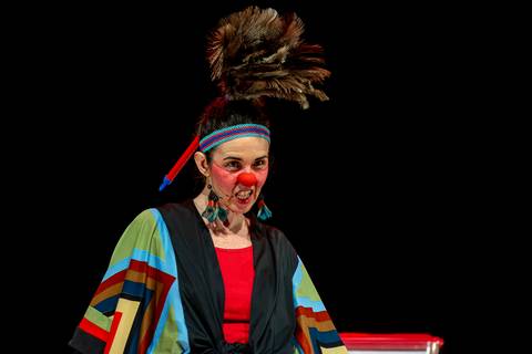 Espetáculo SOS Quase Tudo'