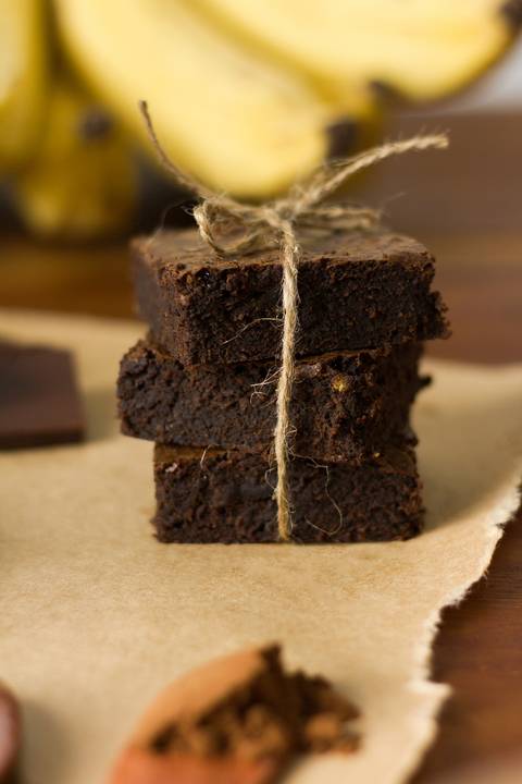 Fotografia profissional  de gastronomia retratando um Brownie de chocolate com banana feito por Géssica Amâncio em Vitória Espírito Santo '