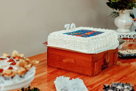 bolo de 70 anos'