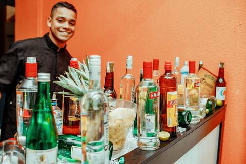 open bar
'