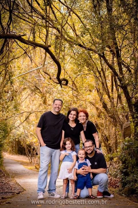 ensaio-infantil-criança-menina-menino-porto-alegre-rs-praça-parque-fotografia-fotos-fotógrafo-fotografo-irmãos-irmaos-book-foto-pais-e-filhos-avós-avos-familia-externo'