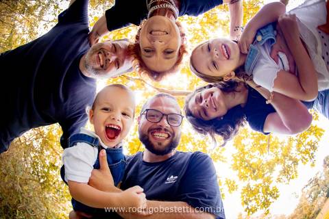 ensaio-infantil-criança-menina-menino-porto-alegre-rs-praça-parque-fotografia-fotos-fotógrafo-fotografo-irmãos-irmaos-book-foto-pais-e-filhos-avós-avos-familia-externo'