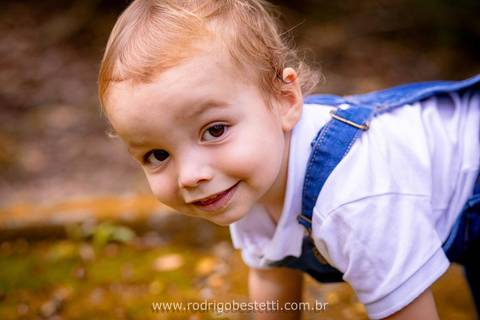 ensaio-infantil-criança-menina-menino-porto-alegre-rs-praça-parque-fotografia-fotos-fotógrafo-fotografo-irmãos-irmaos-book-foto-pais-e-filhos-avós-avos-familia-externo'