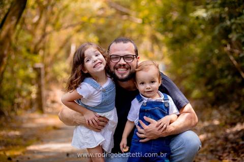 ensaio-infantil-criança-menina-menino-porto-alegre-rs-praça-parque-fotografia-fotos-fotógrafo-fotografo-irmãos-irmaos-book-foto-pais-e-filhos-avós-avos-familia-externo'