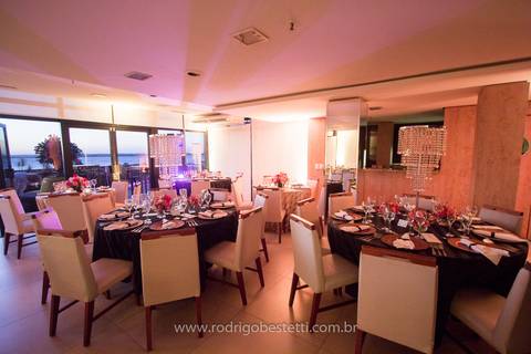 formatura-makeup-fotografo-fotografia-porto-alegre-fonoaudiologia-ufrgs-margarida-muller-rodrigo-bestetti-ensaio-book-colacao-de-grau-recepcao-chef-mauricio-toga-por-do-sol'