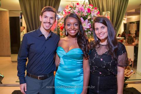formatura-makeup-fotografo-fotografia-porto-alegre-fonoaudiologia-ufrgs-margarida-muller-rodrigo-bestetti-ensaio-book-colacao-de-grau-recepcao-chef-mauricio-toga-por-do-sol'