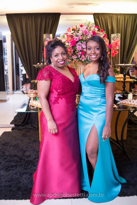 formatura-makeup-fotografo-fotografia-porto-alegre-fonoaudiologia-ufrgs-margarida-muller-rodrigo-bestetti-ensaio-book-colacao-de-grau-recepcao-chef-mauricio-toga-por-do-sol'