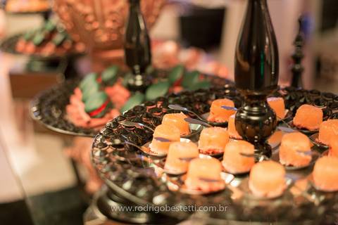 formatura-makeup-fotografo-fotografia-porto-alegre-fonoaudiologia-ufrgs-margarida-muller-rodrigo-bestetti-ensaio-book-colacao-de-grau-recepcao-chef-mauricio-toga-por-do-sol'