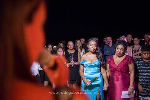 formatura-makeup-fotografo-fotografia-porto-alegre-fonoaudiologia-ufrgs-margarida-muller-rodrigo-bestetti-ensaio-book-colacao-de-grau-recepcao-chef-mauricio-toga-por-do-sol'