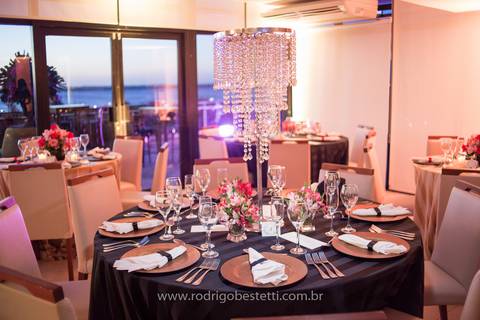 formatura-makeup-fotografo-fotografia-porto-alegre-fonoaudiologia-ufrgs-margarida-muller-rodrigo-bestetti-ensaio-book-colacao-de-grau-recepcao-chef-mauricio-toga-por-do-sol'