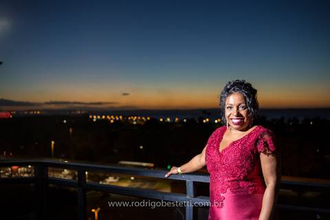 formatura-makeup-fotografo-fotografia-porto-alegre-fonoaudiologia-ufrgs-margarida-muller-rodrigo-bestetti-ensaio-book-colacao-de-grau-recepcao-chef-mauricio-toga-por-do-sol'