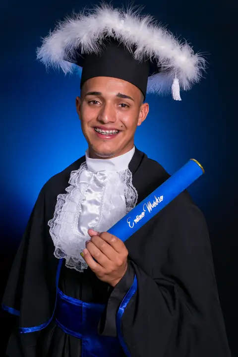 prova-de-toga-cecilia-meireles-viamao-porto-alegre-formatura-formandos-canudo-estudio-rodrigo-bestetti-fotografia-fotografo-colacao-grau-cerimonia-barrete-capelo-jabo-michael-escouto-natalia-cezar-professora-paraninfa-escola-colegio'