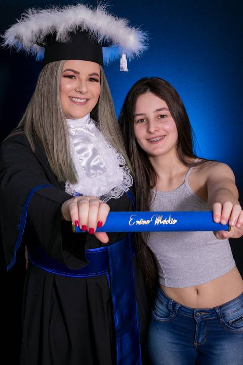 prova-de-toga-cecilia-meireles-viamao-porto-alegre-formatura-formandos-canudo-estudio-rodrigo-bestetti-fotografia-fotografo-colacao-grau-cerimonia-barrete-capelo-jabo-michael-escouto-natalia-cezar-professora-paraninfa-escola-colegio'