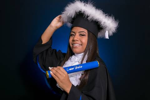 prova-de-toga-cecilia-meireles-viamao-porto-alegre-formatura-formandos-canudo-estudio-rodrigo-bestetti-fotografia-fotografo-colacao-grau-cerimonia-barrete-capelo-jabo-michael-escouto-natalia-cezar-professora-paraninfa-escola-colegio'