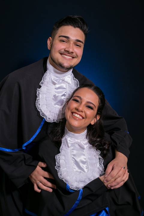 prova-de-toga-cecilia-meireles-viamao-porto-alegre-formatura-formandos-canudo-estudio-rodrigo-bestetti-fotografia-fotografo-colacao-grau-cerimonia-barrete-capelo-jabo-michael-escouto-natalia-cezar-professora-paraninfa-escola-colegio'