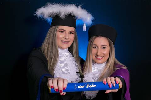 prova-de-toga-cecilia-meireles-viamao-porto-alegre-formatura-formandos-canudo-estudio-rodrigo-bestetti-fotografia-fotografo-colacao-grau-cerimonia-barrete-capelo-jabo-michael-escouto-natalia-cezar-professora-paraninfa-escola-colegio'