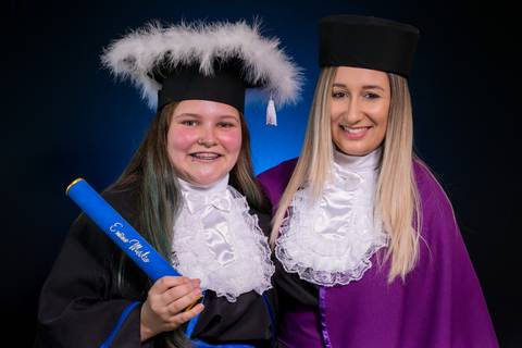 prova-de-toga-cecilia-meireles-viamao-porto-alegre-formatura-formandos-canudo-estudio-rodrigo-bestetti-fotografia-fotografo-colacao-grau-cerimonia-barrete-capelo-jabo-michael-escouto-natalia-cezar-professora-paraninfa-escola-colegio'