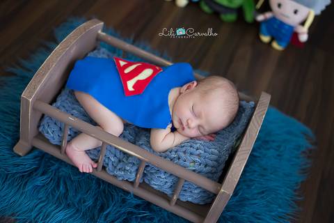melhor newborn maringa fotografa especialista em fotografia de recem nascidos, melhor foto crianca maringa regiao menino baby menino cuidado atencao foto gestante foto gravida maringa linda manipulacao lili carvalho '