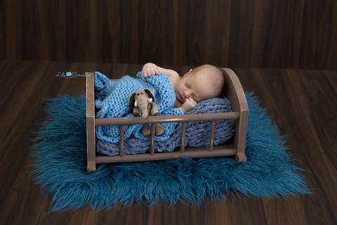 melhor newborn maringa fotografa especialista em fotografia de recem nascidos, melhor foto crianca maringa regiao menino baby menino cuidado atencao foto gestante foto gravida maringa linda manipulacao lili carvalho '