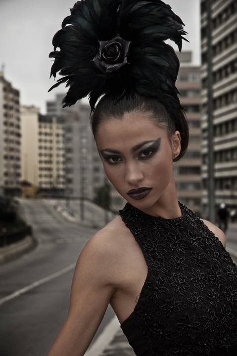 EDITORIAL DE MODA (11)
Figurino | Produção : @leonardo_vanharelli 
Make | Hair :@sandracostamakeup
Modelo: @anamarinho
Foto: @vitormereu'