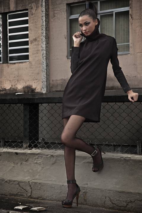 EDITORIAL DE MODA (12)
Figurino | Produção : @leonardo_vanharelli 
Make | Hair :@sandracostamakeup
Modelo: @anamarinho
Foto: @vitormereu'