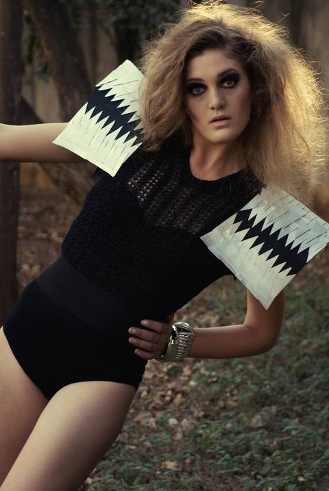 EDITORIAL DE MODA (23)
Figurino | Produção : @leonardo_vanharelli 
Make | Hair :@sandracostamakeup
Modelo: @
Foto: @vitormereu'